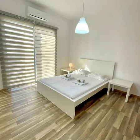 Tatil Evi Sandy Complex Perivolia