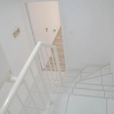 Tatil Evi Sandy Complex Perivolia