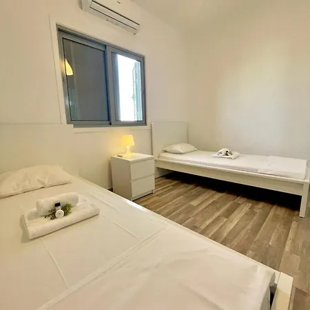 度假居 Sandy Complex *