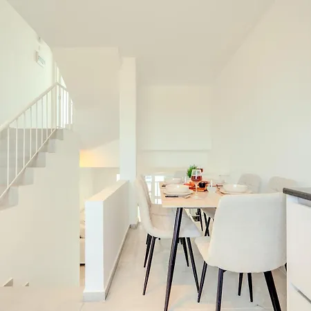 Sandy Complex Holiday home