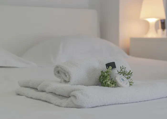 Sandy Complex * Perivolia